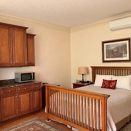 The Inn At Houndslake Aiken Exterior photo
