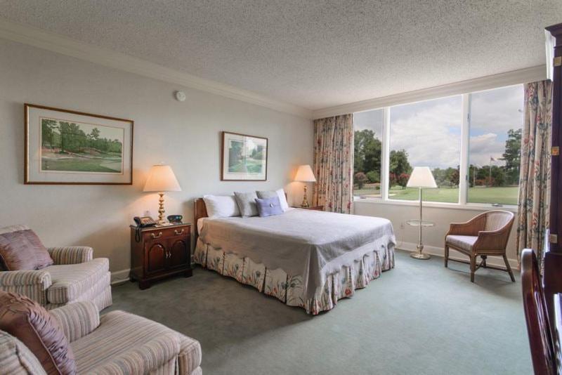 The At Houndslake 2*